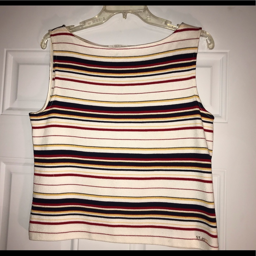 Beautiful St. John knit sleeveless top size L